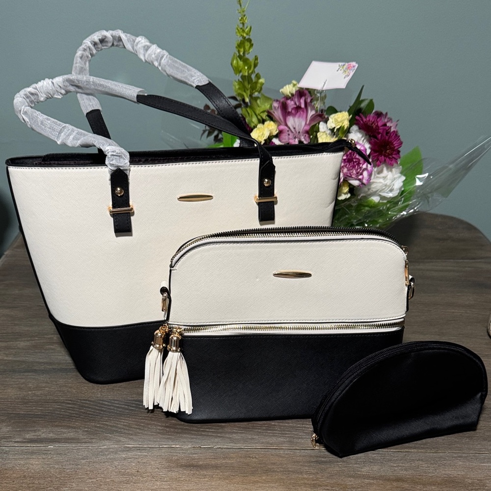 Elegant Black and White Tote Bag Set